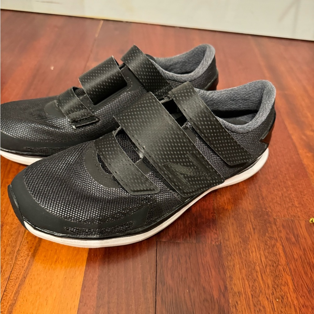 New Balance Cycling Shoes Size 7